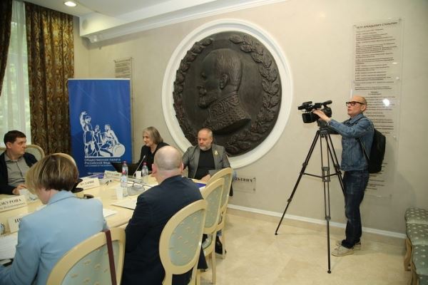 Цивилизационную роль конкурса «Культурная столица года» обсудили в Общественной палате РФ2